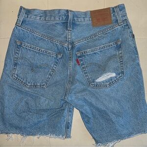 501 Levi's Classic Blue Jean Shorts